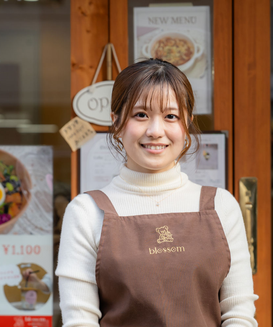 フロックスと創った、花に満ちる可憐なカフェ